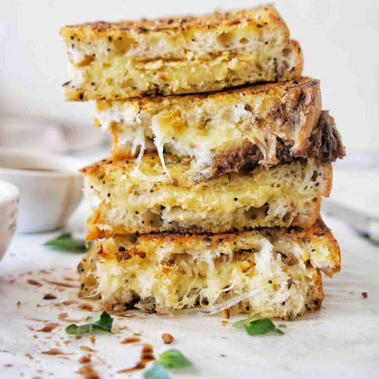 Cheese and Onion Sandwich - Recipe photo by SweetCaramelSunday