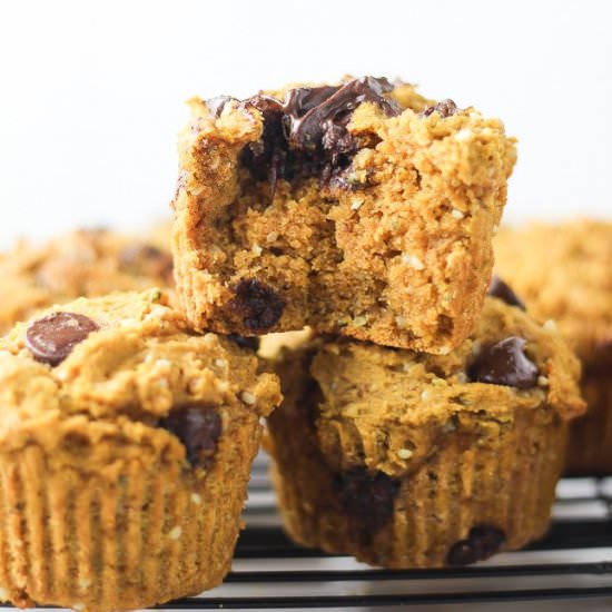 CHOCOLATE CHIP VEGAN PUMPKIN MUFFIN - Recipe photo by VeganWithCurves