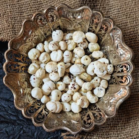 Crunchy Lotus Seed Snack - Recipe photo by rparm
