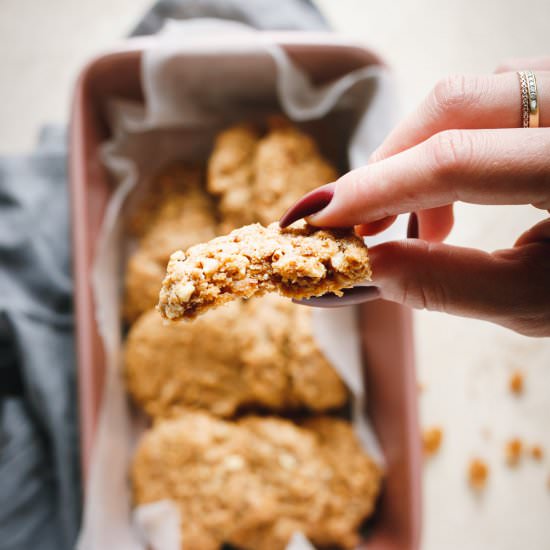 Almond Butter Cookies - Recipe photo by MunchkinTime