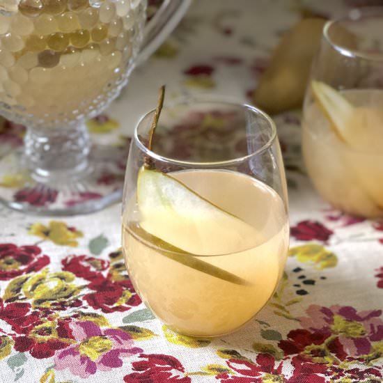 Pear White Sangria - Recipe photo by thirstyradish