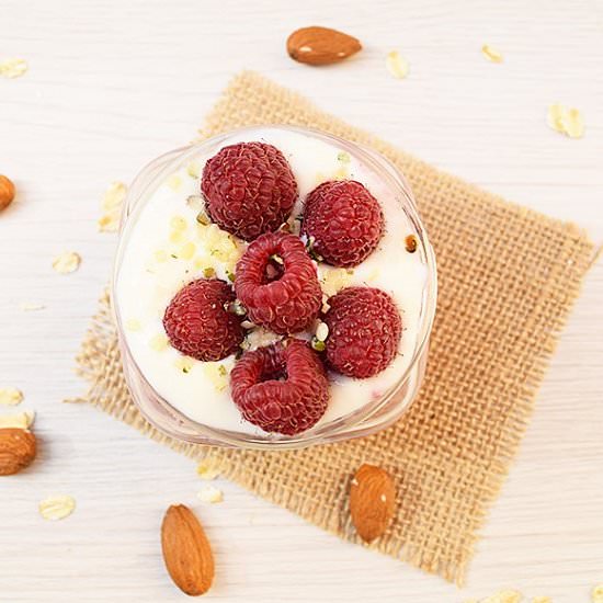Raspberry Almond Oatmeal - Recipe photo by ADkitchen