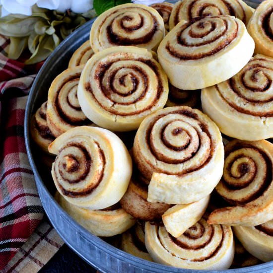 Newfoundland Style Cinnamon Rolls - Recipe photo by byronethomas