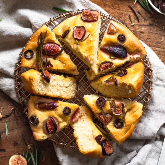 Easy Rosemary Focaccia Bread - Recipe photo by thebananadiaries