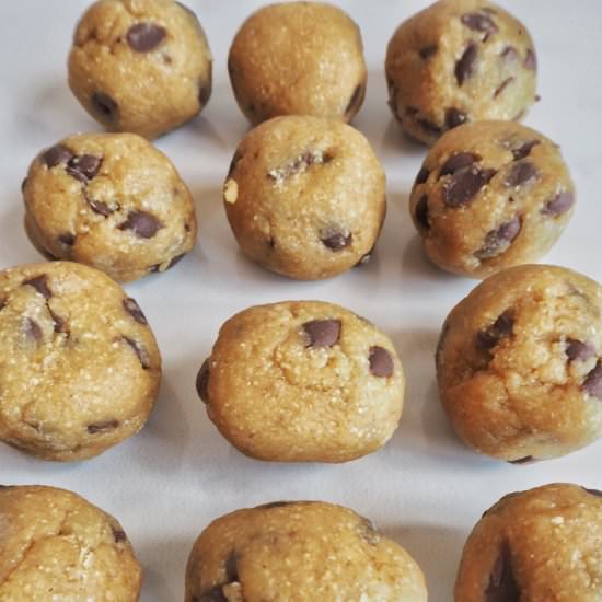 Cookie Dough Balls - Recipe photo by Simply_Healthy_Vegan