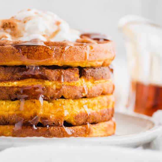 Pumpkin Spice Keto Waffles - Recipe photo by Ketofocus