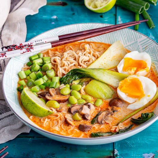 Coconut Noodle Soup with Mushroom - Recipe photo by TheCookReport