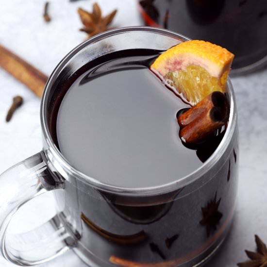 Slow Cooker Mulled Wine - Recipe photo by TheToastyKitchen