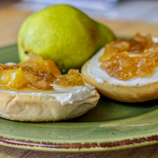 Pear Apple Preserves - Recipe photo by HIldaskitchenblog