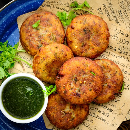 Aloo Tikki - Recipe photo by Whiskaffair