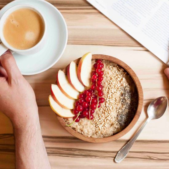 Healthy Apple Cinnamon Oatmeal - Recipe photo by MyPurePlants