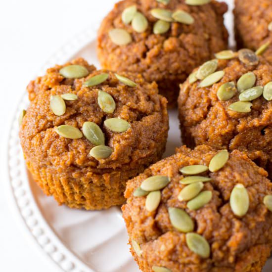 Healthy Pumpkin Muffins - Recipe photo by Kelli @ Hungry Hobby