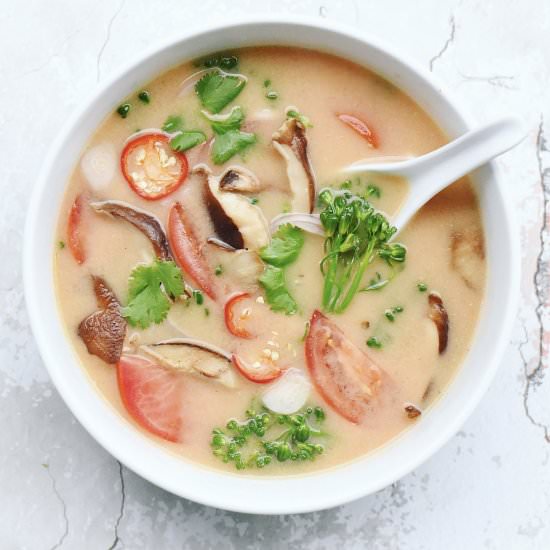 Vegan Tom Yum Soup - Recipe photo by HerbivoresKitchen