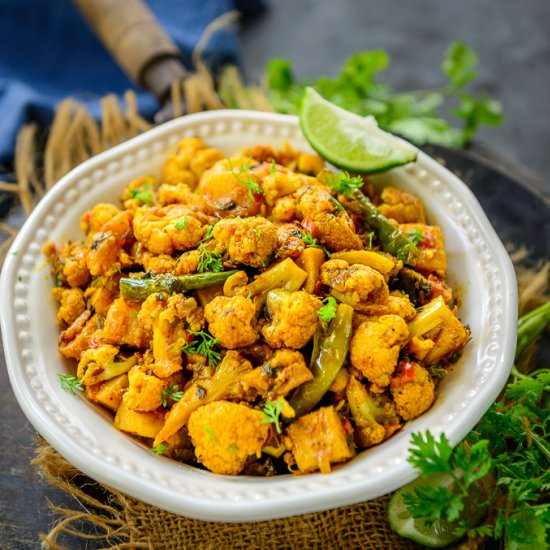 Aloo Gobi - Recipe photo by Whiskaffair