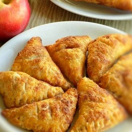 Puff Pastry Apple Turnovers - Recipe photo by pastryandbeyond