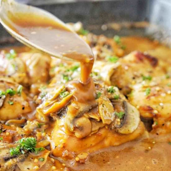 Honey Mustard Chicken Thighs - Recipe photo by SweetCaramelSunday