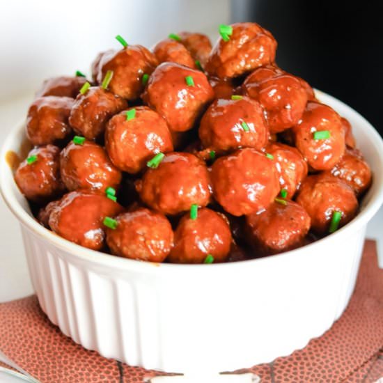 Crockpot Coca-Cola Meatballs - Recipe photo by CrayonsAndCravings