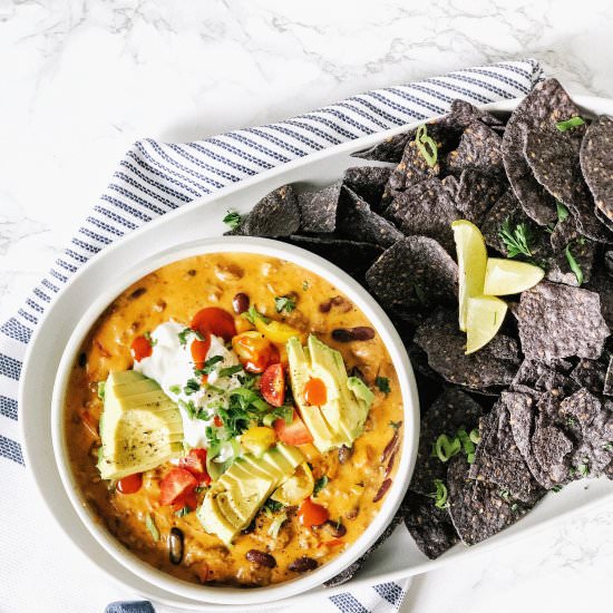 warm beer & chili cheese dip - Recipe photo by the communal feast