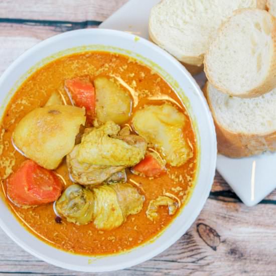 Vietnamese Chicken Curry (Cà Ri Gà) - Recipe photo by bunbobae