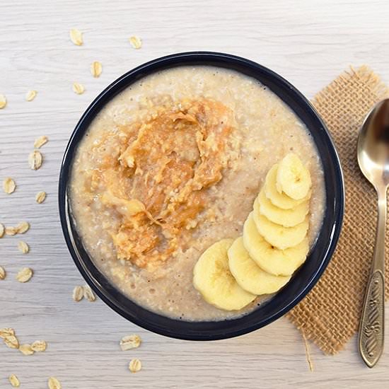 Peanut Butter Banana Oatmeal - Recipe photo by ADkitchen