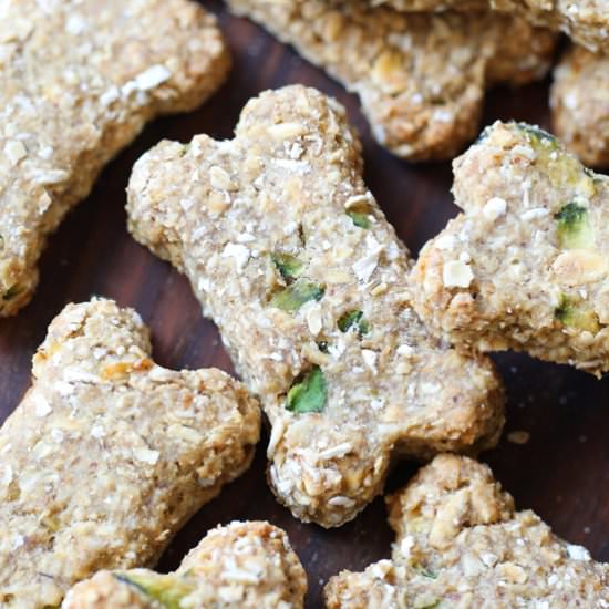 Banana Bread Dog Treats - Recipe photo by bellyfull