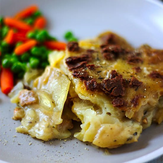 Vegan Scalloped Potatoes - Recipe photo by veganwithgusto