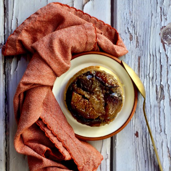 Fresh Fig Cake - Recipe photo by simmerandsauce