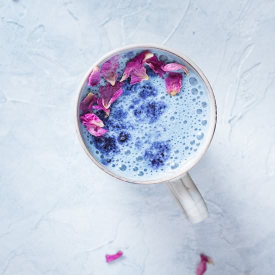 Butterfly pea latte - Recipe photo by Resplendent Kitchen