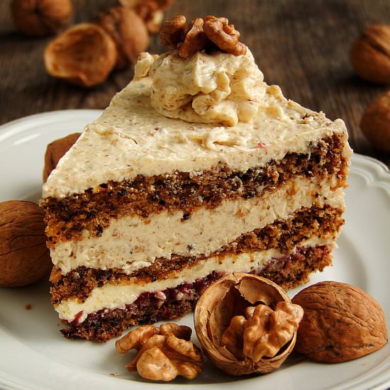 walnut cake - Recipe photo by Izaa