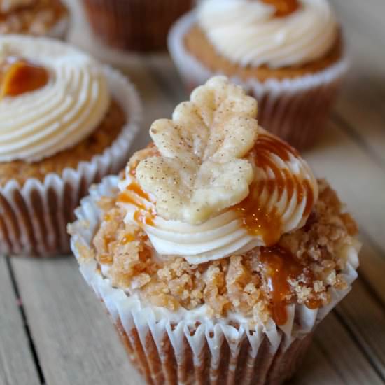 Apple pie and caramel apple cupcake - Recipe photo by Recipesinspiredbymom