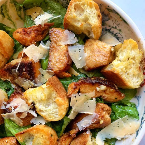 CHICKEN CAESAR SALAD - Recipe photo by smileyjblog