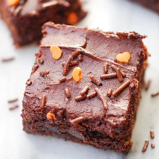 Chocolate frosted brownies - Recipe photo by evabakes