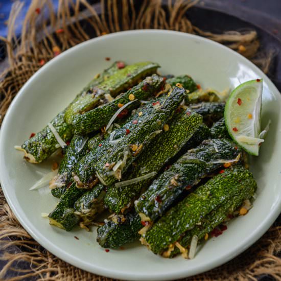 Oven Roasted Zucchini - Recipe photo by Whiskaffair