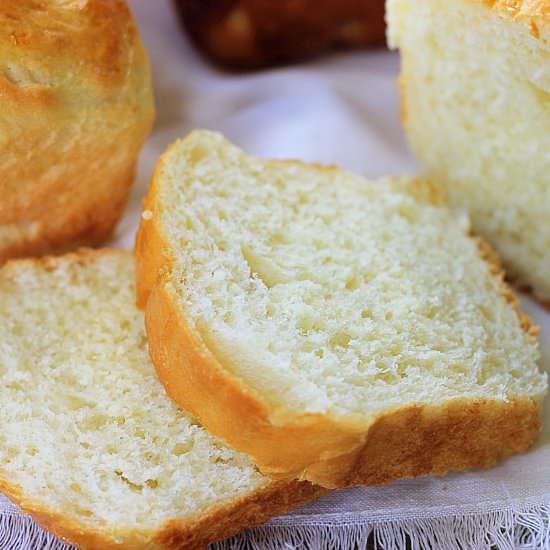 Tangzhong Milk Bread - Recipe photo by tastesspicy