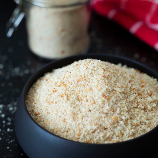 How to Make Bread Crumbs - Recipe photo by foodandjourneys