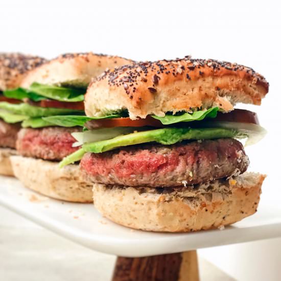 BURGERS WITH AVOCADO JUICY AND DELI - Recipe photo by deliciousspanishfood