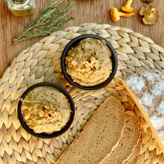 Vegan Mushroom Pate - Recipe photo by veganonboard