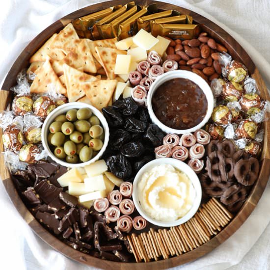Fall-Themed Charcuterie Board - Recipe photo by bellyfull