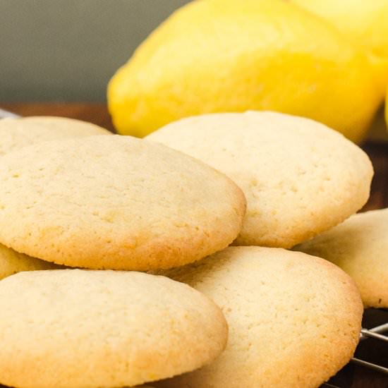 Lemon Butter Cookies - Recipe photo by lostinf00d