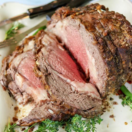 how to cook a prime rib roast - Recipe photo by seekinggoodeats