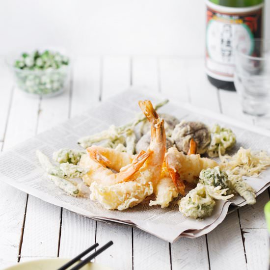 Super Crispy Shrimp + Veg Tempura - Recipe photo by ONEarmedMAMA