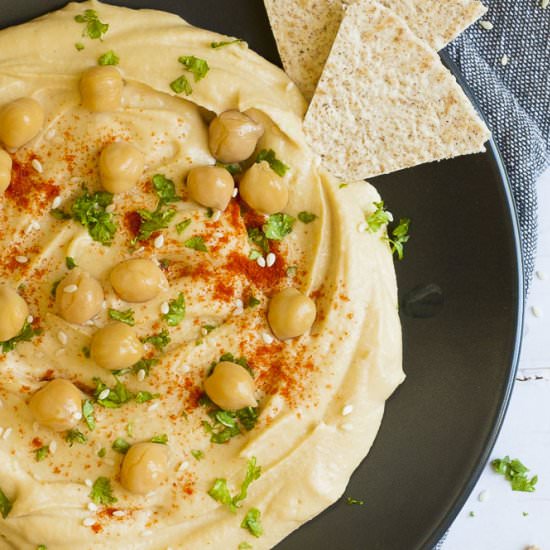5-minute oil-free Hummus - Recipe photo by MyPurePlants