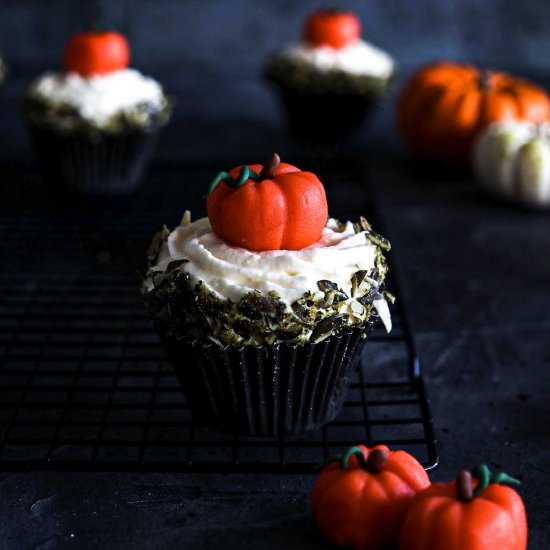 Bewitched CinderellaPumpkin cupcake - Recipe photo by twosisterslivinglife