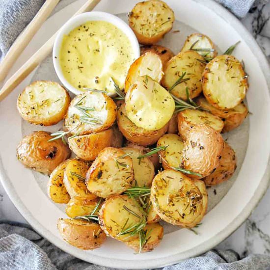 Skin on Roast Potatoes - Recipe photo by SweetCaramelSunday