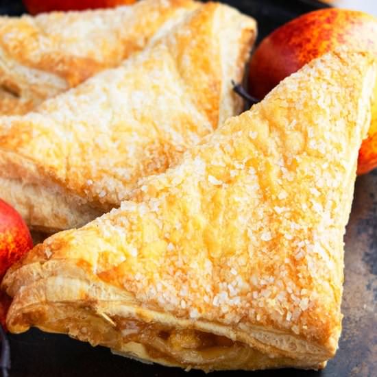 Easy Apple Turnover - Recipe photo by Cakewhiz