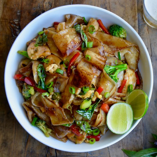 Drunken Noodles with Chicken - Recipe photo by justataste