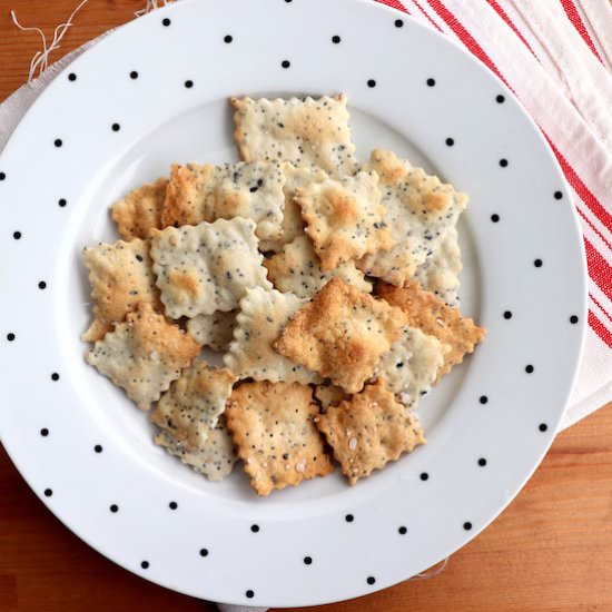 Poppy seed crackers with sesame - Recipe photo by torviewtoronto