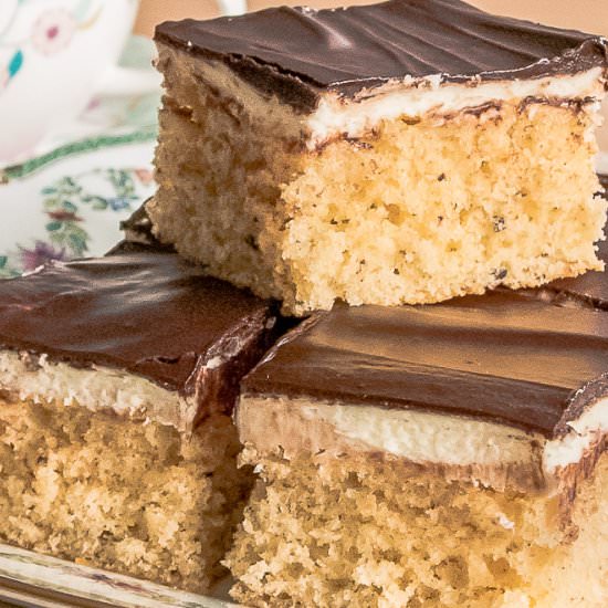 Tweed Squares (Cakes) - Recipe photo by lostinf00d