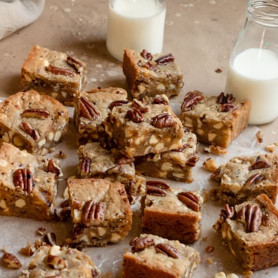 White Chocolate Pecan Blondies - Recipe photo by OneSarcasticBaker