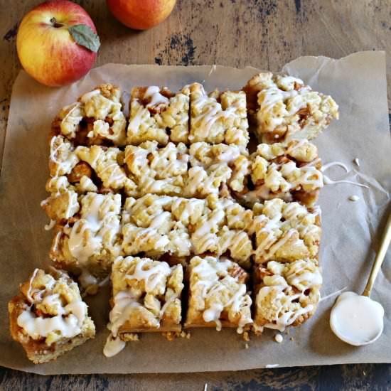 Apple Crumb Bars with Maple Glaze - Recipe photo by Hungry Couple